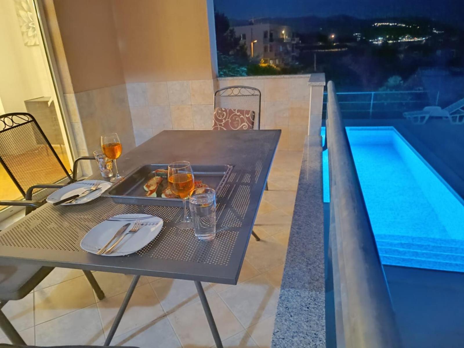 Apartment Lo - With Swimming Pool Split Exterior foto